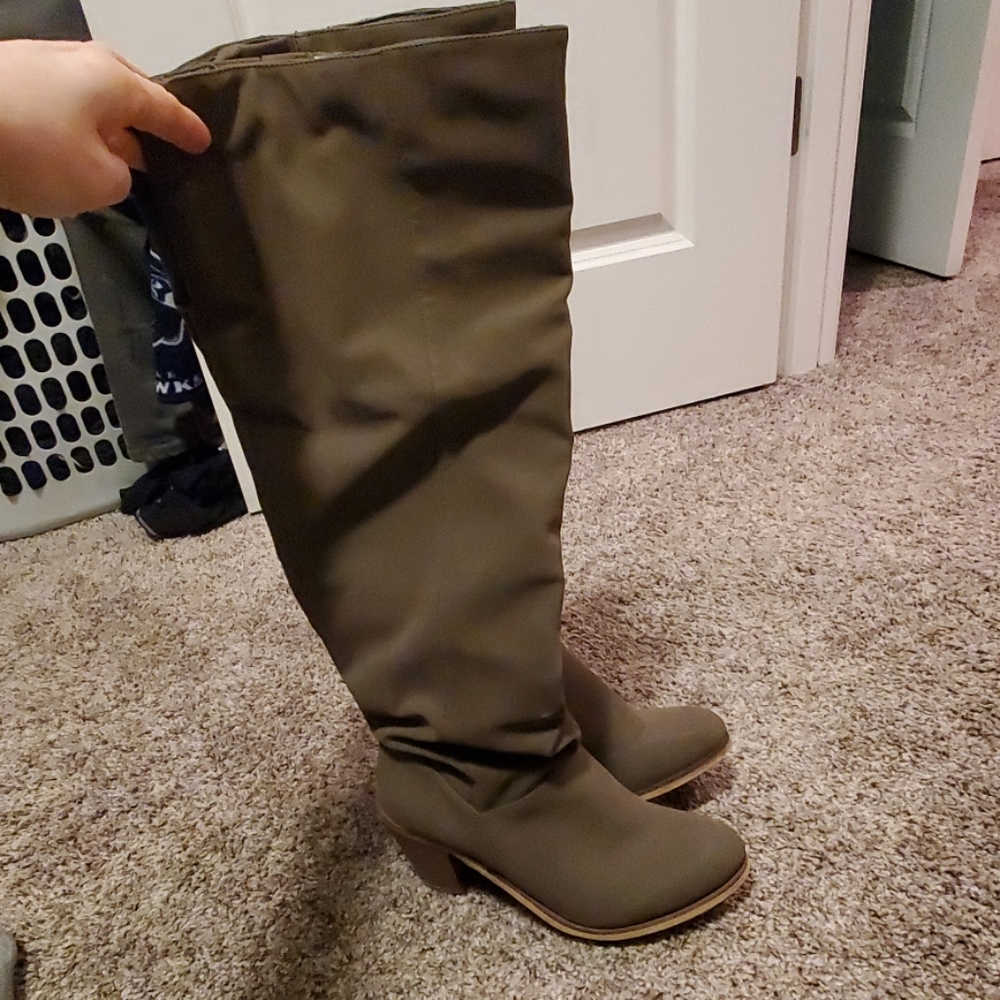 Tall slouchy brown boots